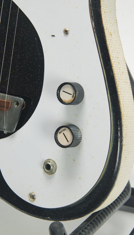 Silvertone Model 1448 Guitar and Amplifier #5