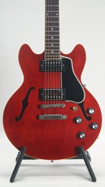 Gibson ES-339 CS Cherry Memphis (2011) (SKU: 32629) 32629
