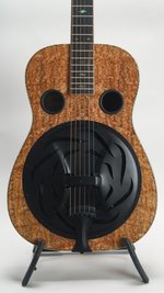 Beard Legacy E Roundneck (SKU: 31953) 31953