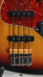 Fender Jazz Bass 1962 Reissue stacked controls (1983) (SKU: 31016) 31016