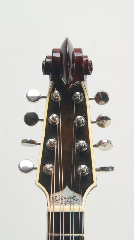 D'Angelico Scroll Mandolin (#127 ca. 1940) #9