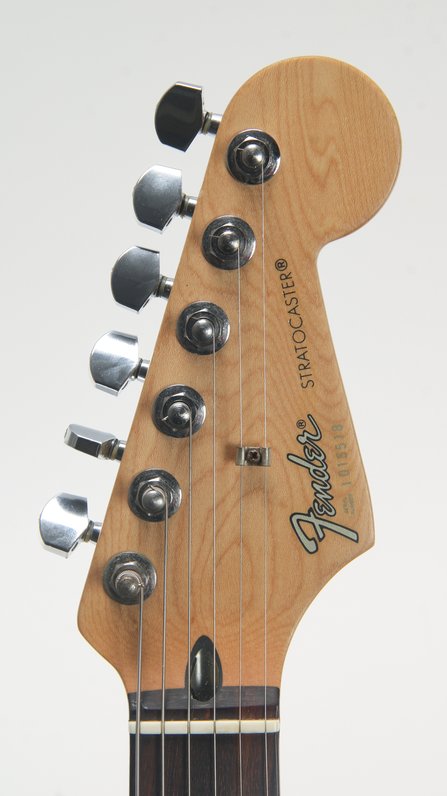 Fender I Series Stratocaster White (ca. 1990) #10