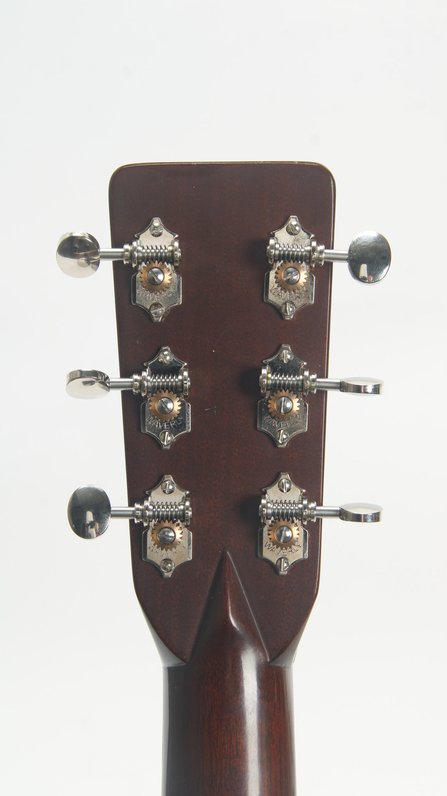 Martin HD-28 (1977) #11