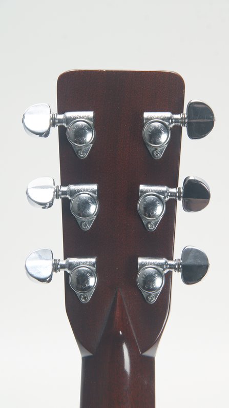 Martin D-28 (ca. 1971) #11