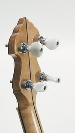 Eastman EBJ-WL1 (used, with scoop) (SKU: 32404) 32404