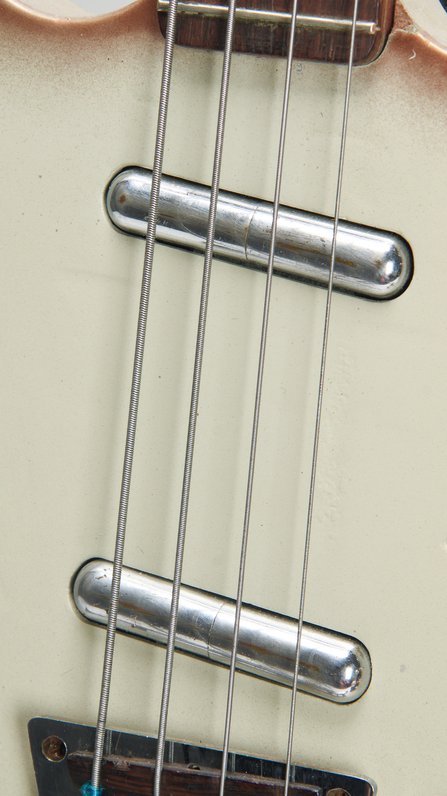 Danelectro Longhorn 4423 Bass Refin (1965) #13