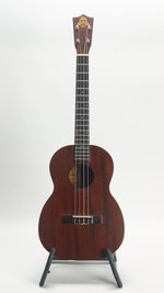 Favilla  B-2 Baritone Ukulele (SKU: 32361) 32361