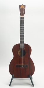 Favilla B-2 Baritone Ukulele