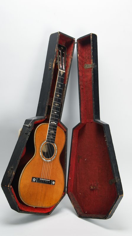 Washburn "New Model 1897" Parlor Guitar (ca.1898) #16