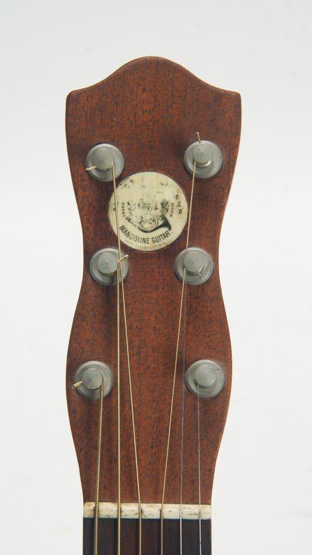 August Pollman Mandoline-Guitar #9