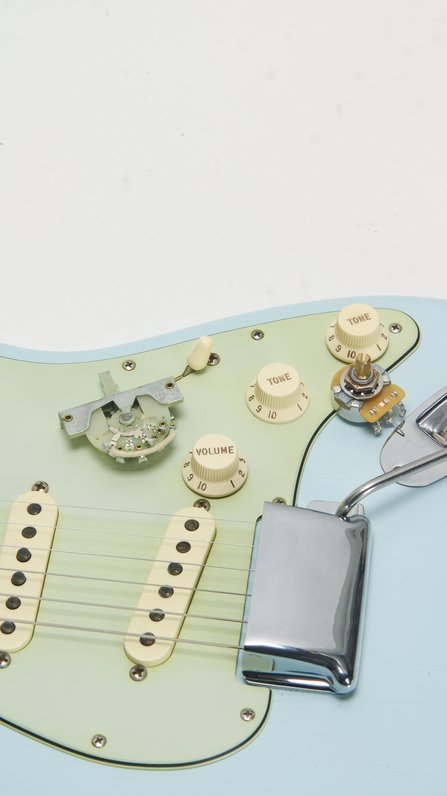 Fender Custom Shop 61 Strat Sonic Blue #17