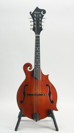 Eastman MD515/V-AMB (SKU: 32397) 32397