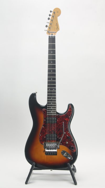Fender Stratocaster w. Floyd Rose Sunburst HH (c.1993) 32765