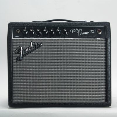 Fender Vibro Champ XD *USED 31895