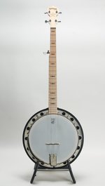 Deering Goodtime Resonator w Case (SKU: 32382) 32382