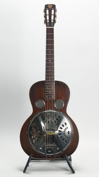 Dobro Model 37