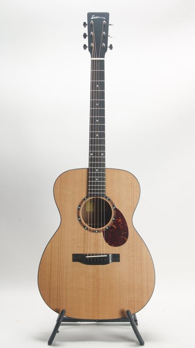 Eastman E2OM OM Cedar/Sapele 32601
