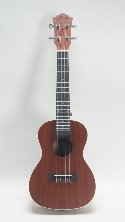 Ranch UK-23 Concert Ukulele Package (used) 32645
