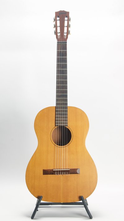 Gibson C-0 Classical (c.1969) 32076