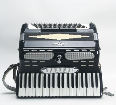 Atlas Piano Accordion LM 41 120  *USED* #1