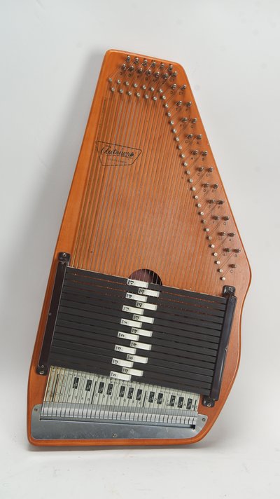 Oscar Schmidt Autoharp 31307