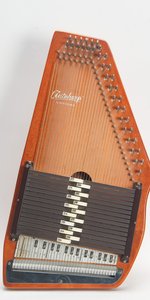 Oscar Schmidt Autoharp
