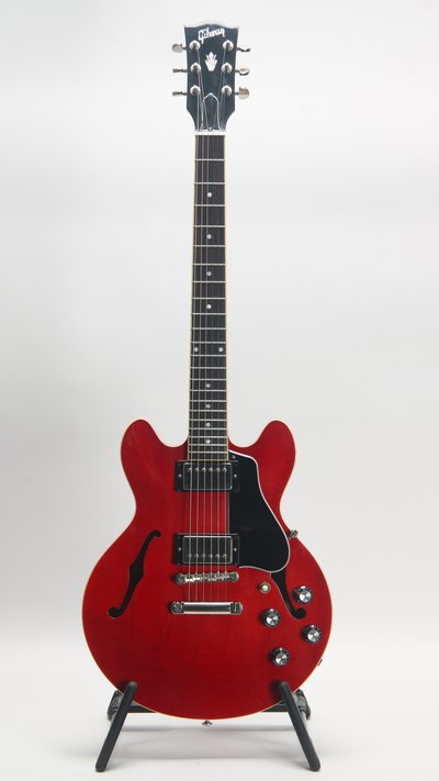 Gibson ES-339 Cherry Glossy "Demo" (2021) 32366