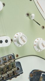 Fender Custom Shop 50's Stratocaster Relic Olympic White (2022) (SKU: 31950) 31950