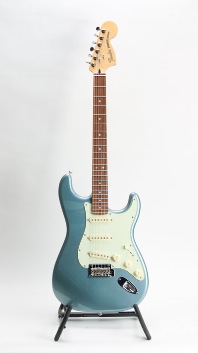 Fender Deluxe Roadhouse Strat