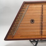 Sam Rizzetta 12/8 Hammer Dulcimer (ca. 1973) (SKU: 32031) 32031