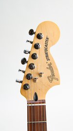 Fender Deluxe Roadhouse Strat (SKU: 28393) 28393