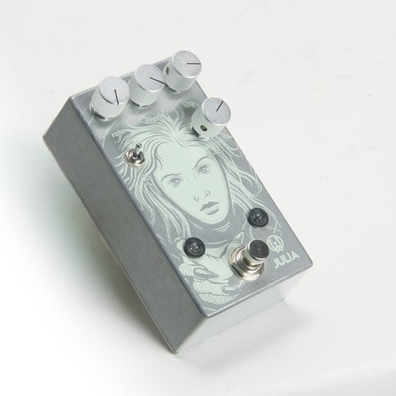 Walrus Julia Chorus/Vibrato Platinum Colorway #3