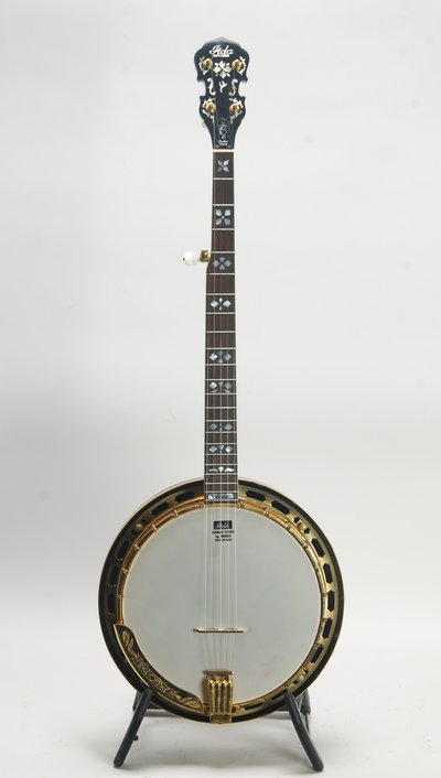 Iida Model 239 (ca. 1976) 32299