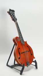 Eastman MD515/V-AMB (SKU: 32397) 32397