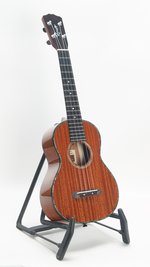 Romero The Replica Mahogany Tenor (SKU: 31413) 31413