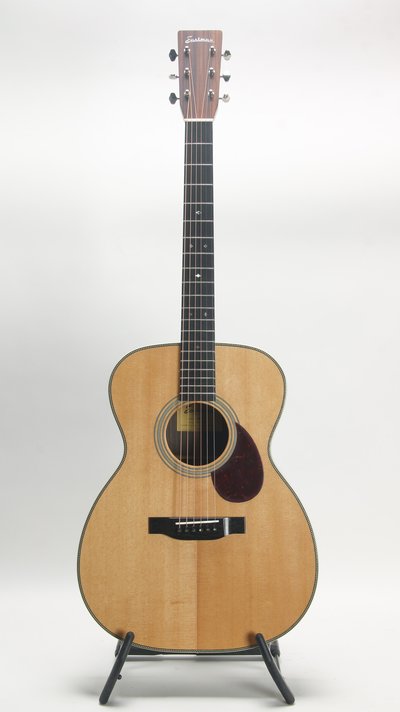Eastman E8OM-TC (Thermo Cured Sitka/RW) 32475