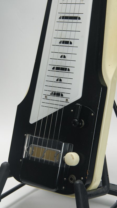 Unmarked Harmony H-7 Roy Smeck Lap Steel (1969) #4