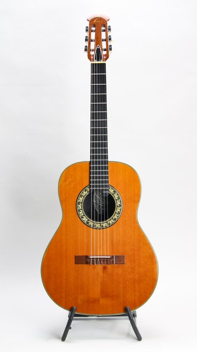 Ovation Artist Classic Model 1123-4