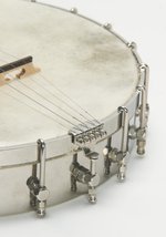 Lyon & Healy (SKU: 32370) 32370