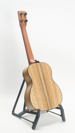 Mya Moe Classic Tenor Longneck (SKU: 32333) 32333