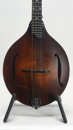Eastman MDO305 (SKU: 31619) 31619