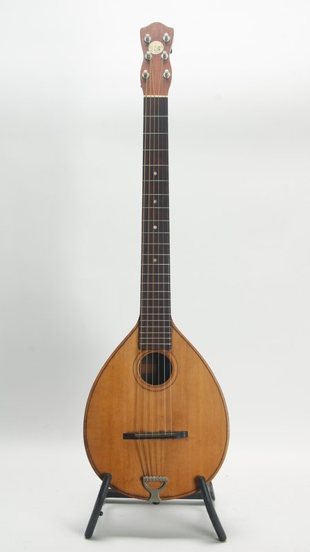 August Pollman Mandoline-Guitar #1