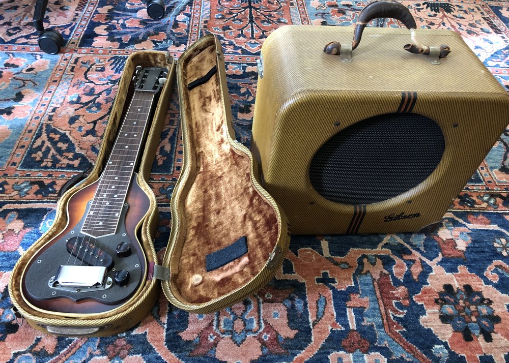 ….and this little pristine combo came in on Saturday. Even though it’s my only day to "wor...