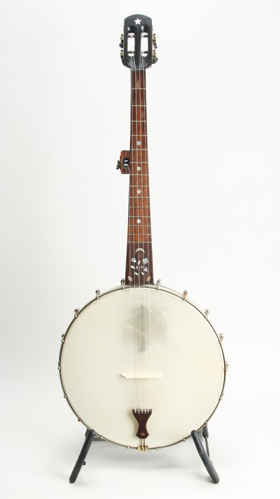 Unmarked Fretted Rochester Banjo  29167